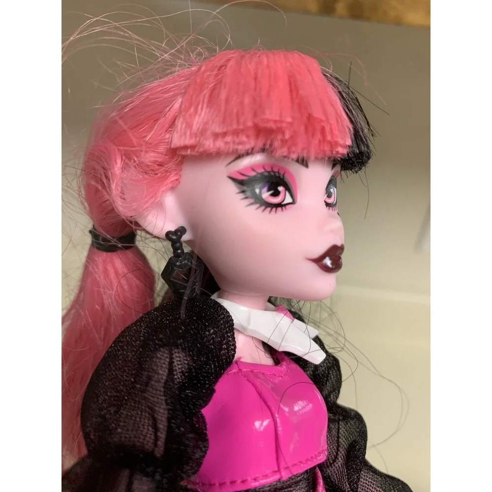 2022 Monster High G3 Draculaura Core Refresh 11